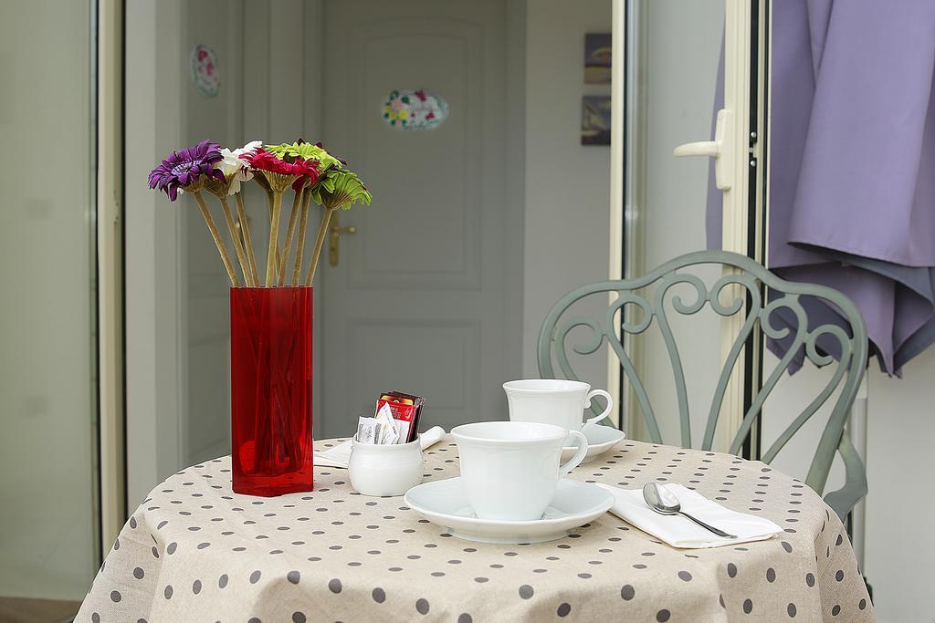 B&B A Casa Di Amici Giardini Naxos Eksteriør bilde