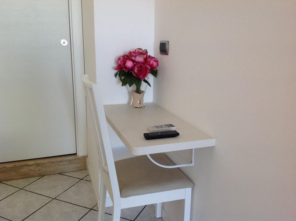 B&B A Casa Di Amici Giardini Naxos Eksteriør bilde
