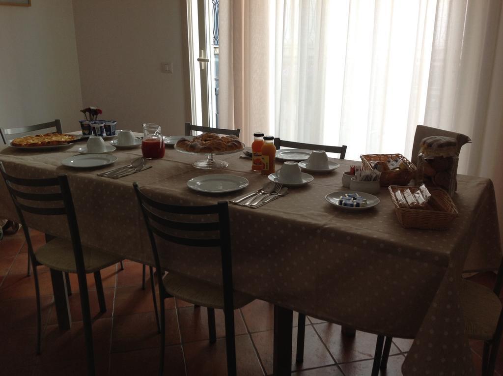 B&B A Casa Di Amici Giardini Naxos Eksteriør bilde
